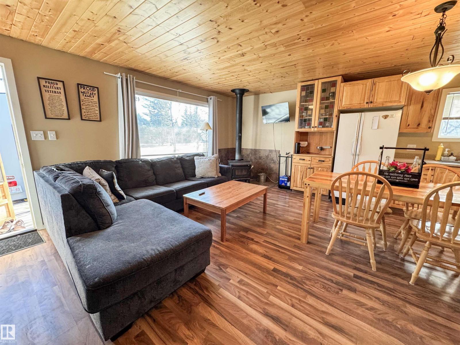 4920 58 St, Rural Lac Ste. Anne County, Alberta T0E 0A0 - Photo 12 - E4497467
