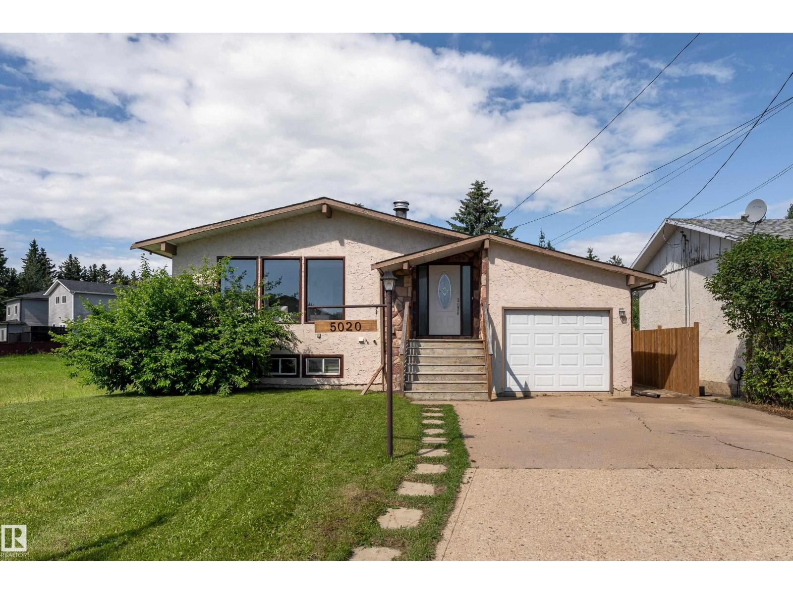 5020 51 St, Calmar, Alberta T0C 0V0 - Photo 1 - E4497493