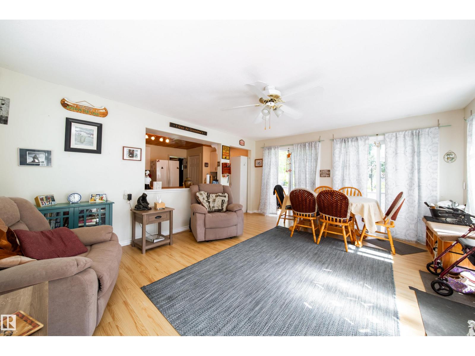 5219 49 Av, Rural Lac Ste. Anne County, Alberta T0E 0A0 - Photo 14 - E4497747