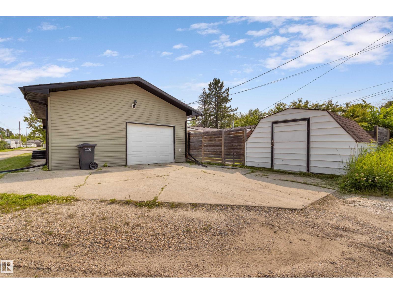 4712 49 Av, Drayton Valley, Alberta T7A 1H8 - Photo 3 - E4497930