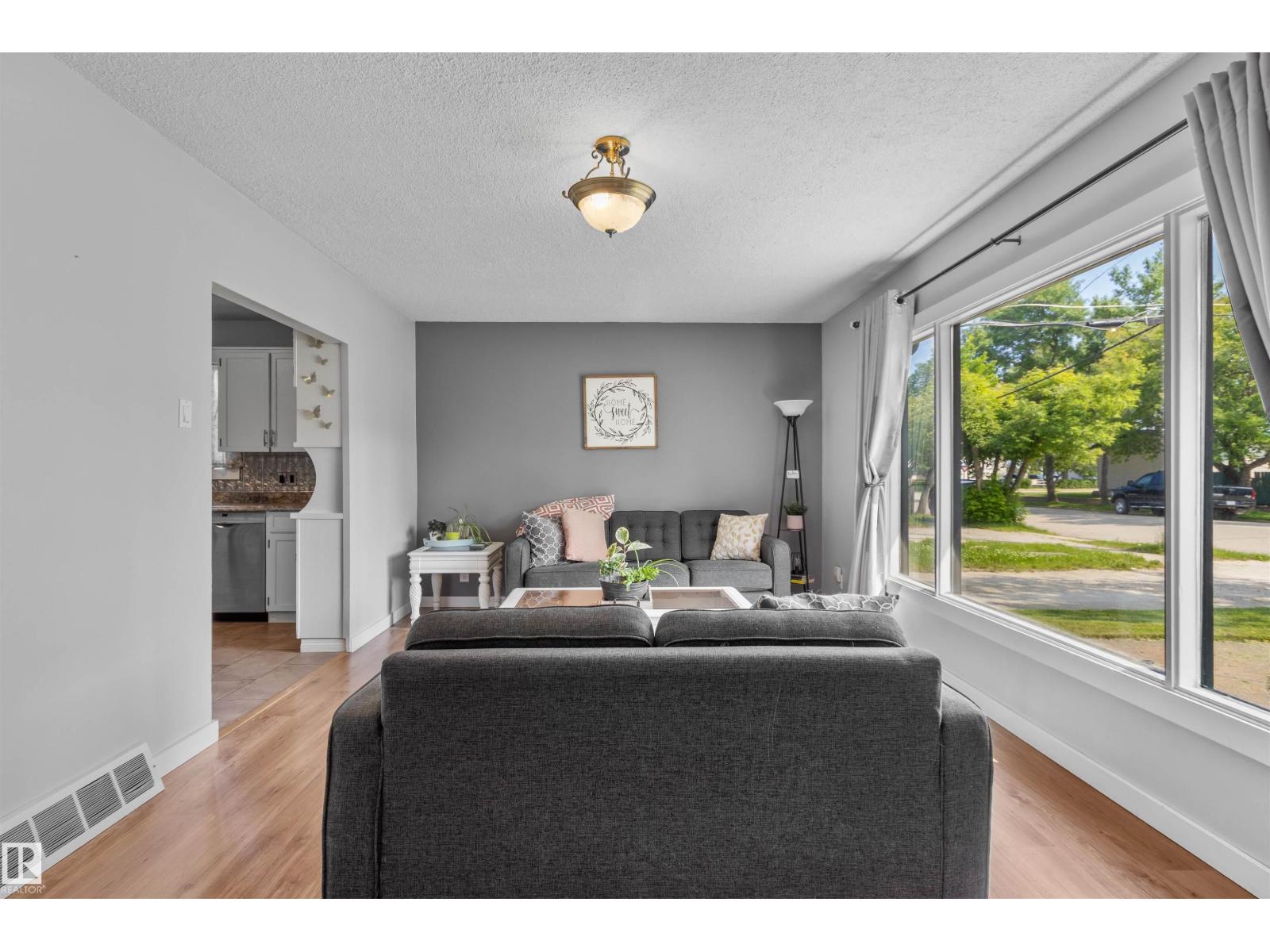 4712 49 Av, Drayton Valley, Alberta T7A 1H8 - Photo 5 - E4497930