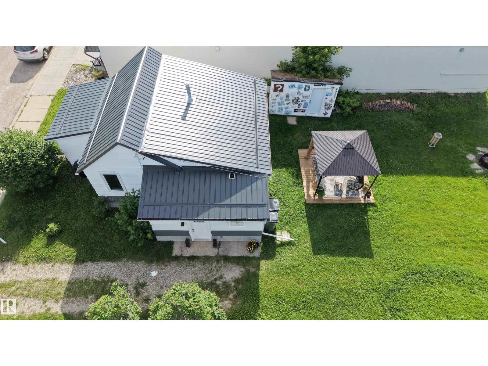 4912 49 Av, Onoway, Alberta  T0E 1V0 - Photo 1 - E4498343