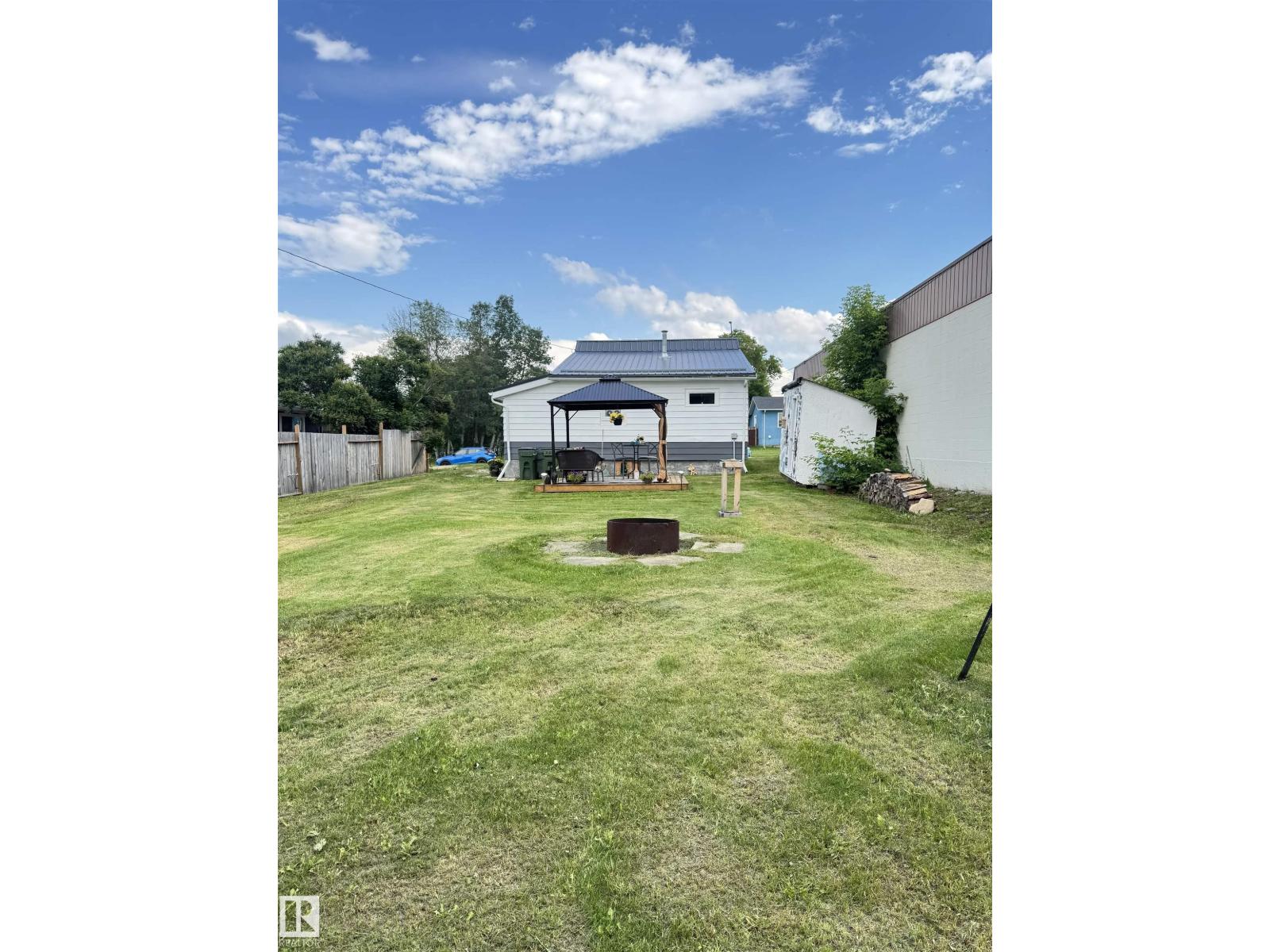 4912 49 Av, Onoway, Alberta  T0E 1V0 - Photo 10 - E4498343