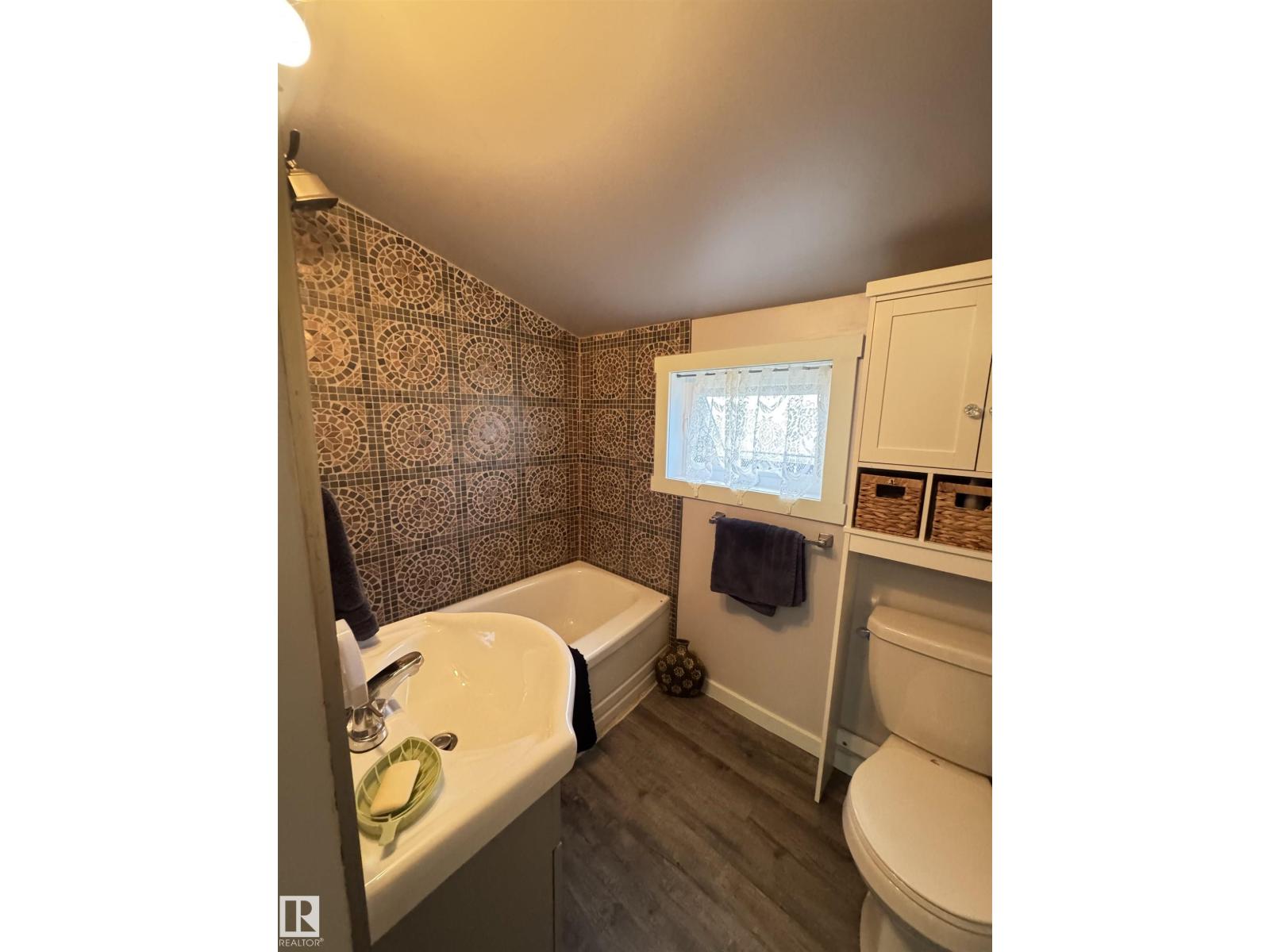 4912 49 Av, Onoway, Alberta  T0E 1V0 - Photo 18 - E4498343