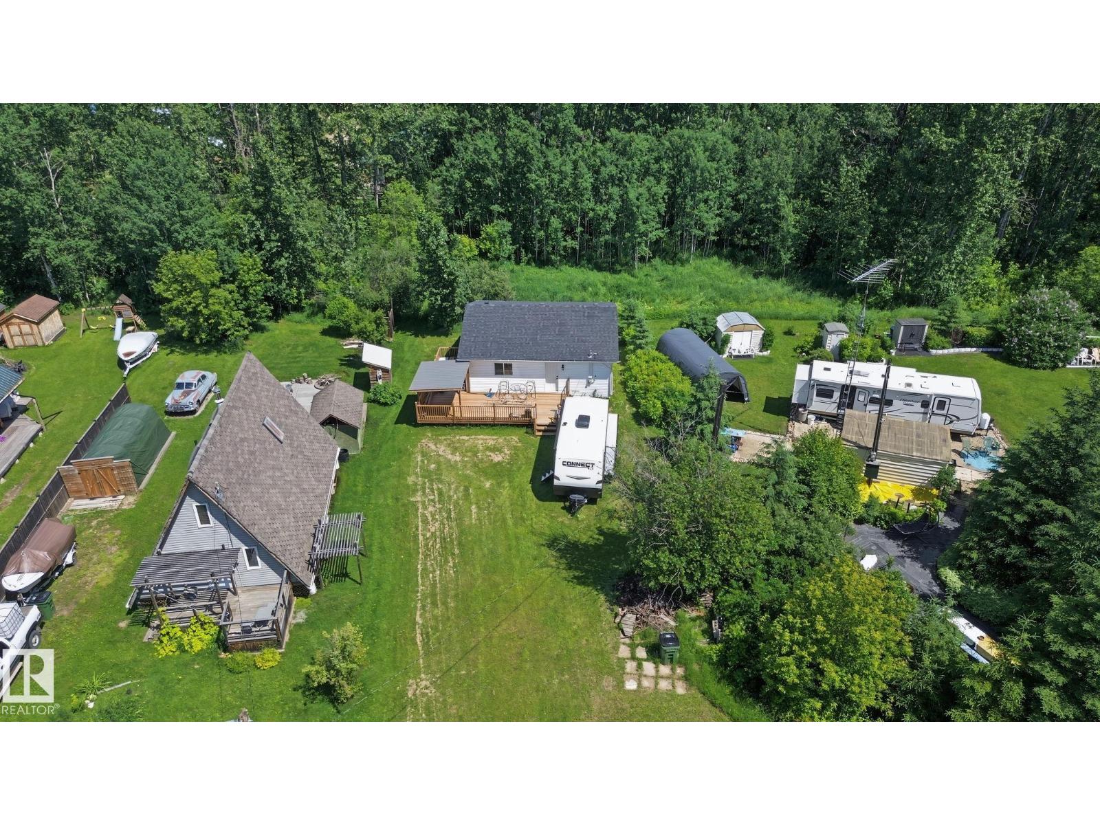 21 Spruce Cr, Rural Lac Ste. Anne County, Alberta  T0E 0A0 - Photo 1 - E4498426