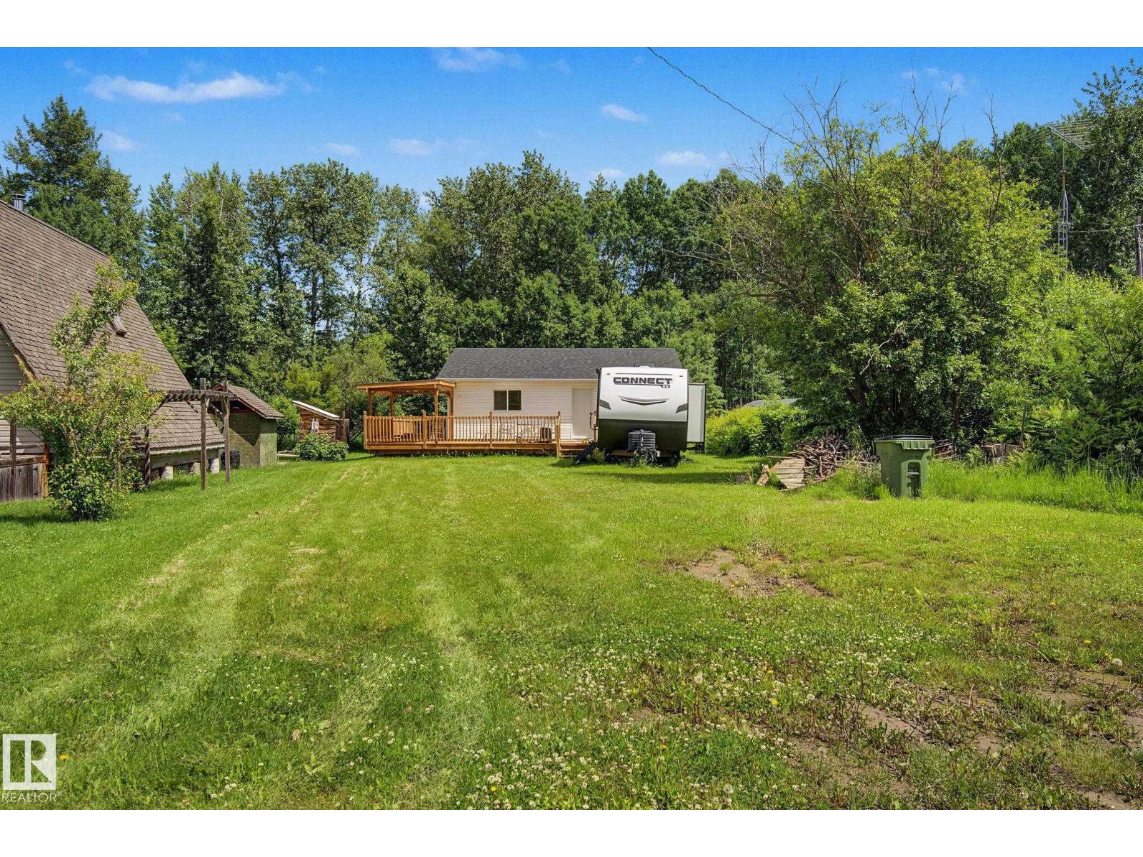 21 Spruce Cr, Rural Lac Ste. Anne County, Alberta  T0E 0A0 - Photo 4 - E4498426
