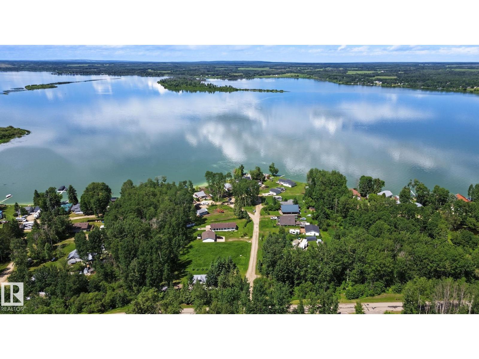 21 Spruce Cr, Rural Lac Ste. Anne County, Alberta  T0E 0A0 - Photo 45 - E4498426