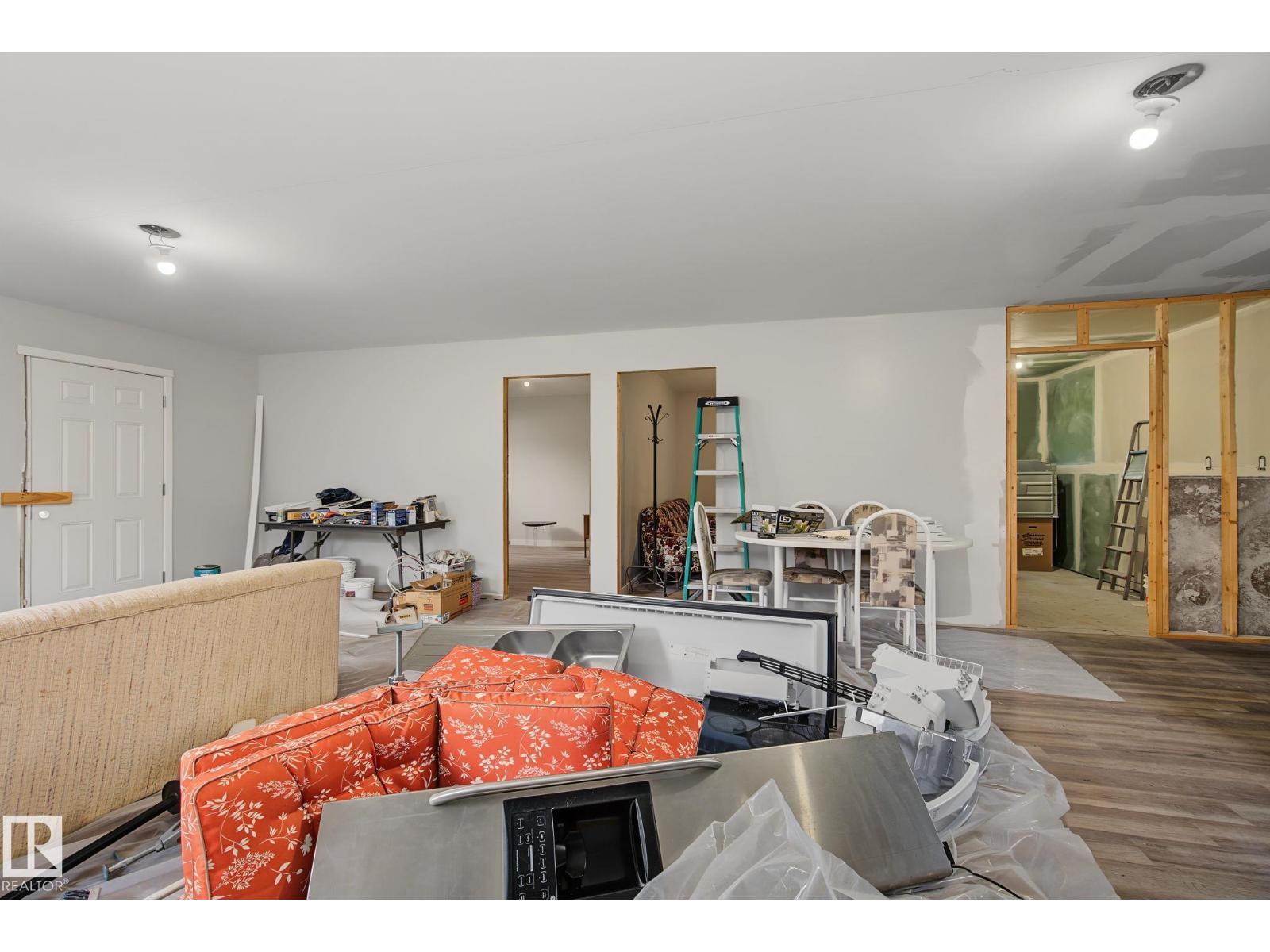21 Spruce Cr, Rural Lac Ste. Anne County, Alberta  T0E 0A0 - Photo 6 - E4498426