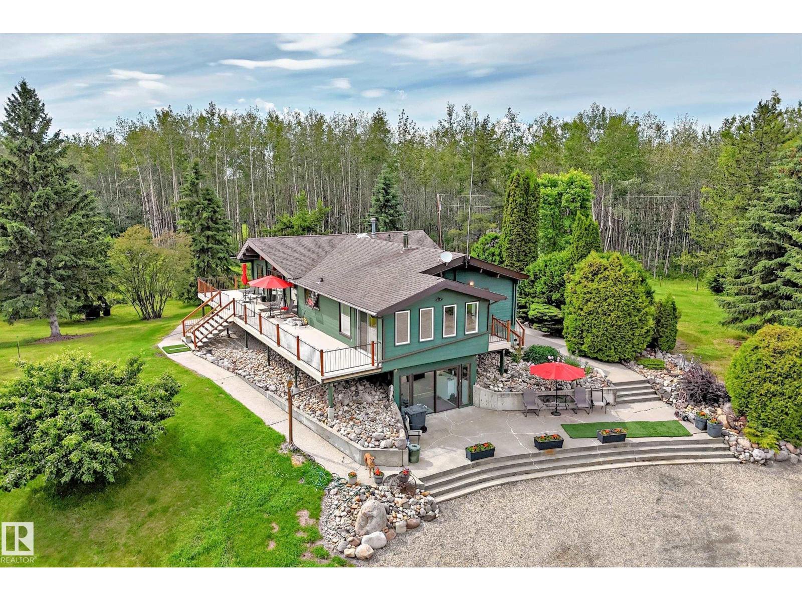 52110 & 52112 Hghway 759, Rural Parkland County, Alberta  T0E 2H0 - Photo 2 - E4498451