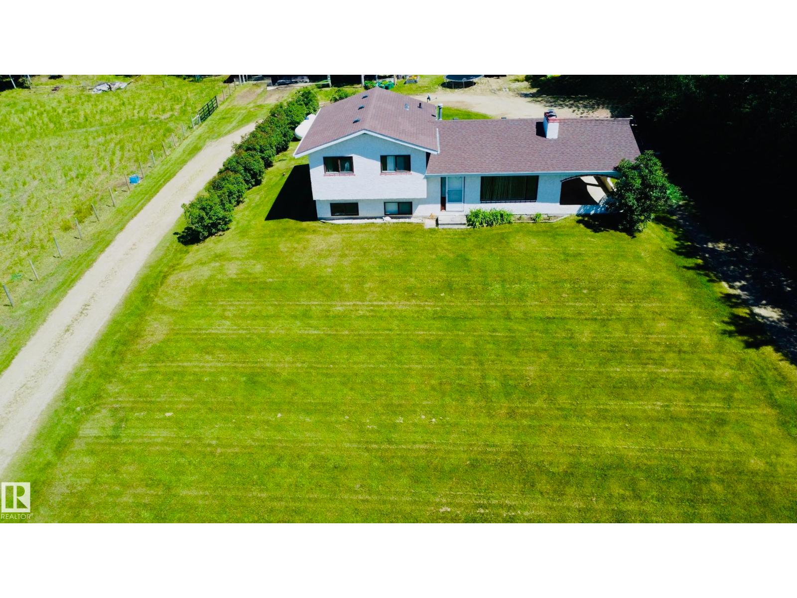 54207 Rge Road 52, Rural Lac Ste. Anne County, Alberta  T0E 0L0 - Photo 4 - E4498481