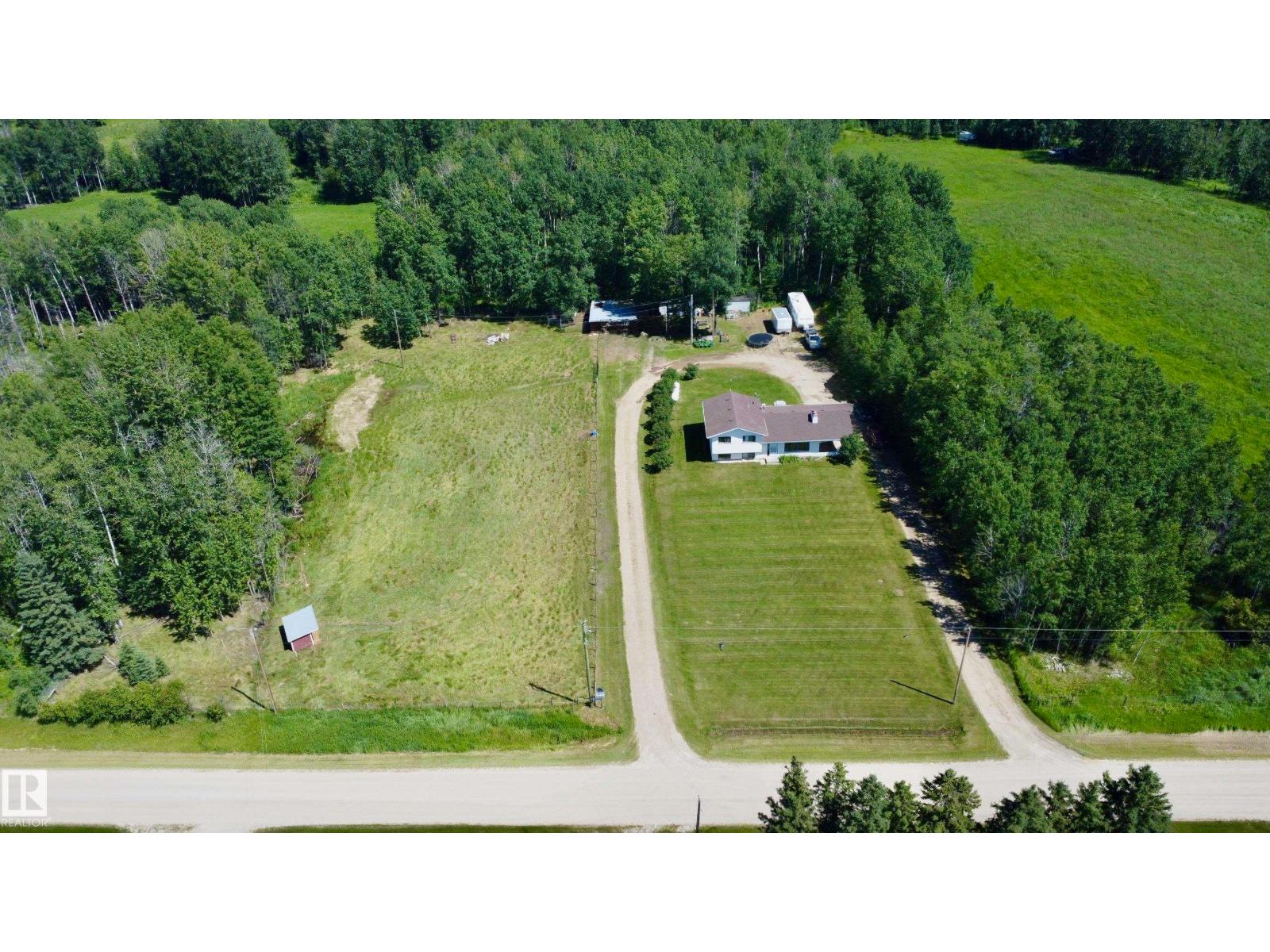 54207 Rge Road 52, Rural Lac Ste. Anne County, Alberta  T0E 0L0 - Photo 9 - E4498481