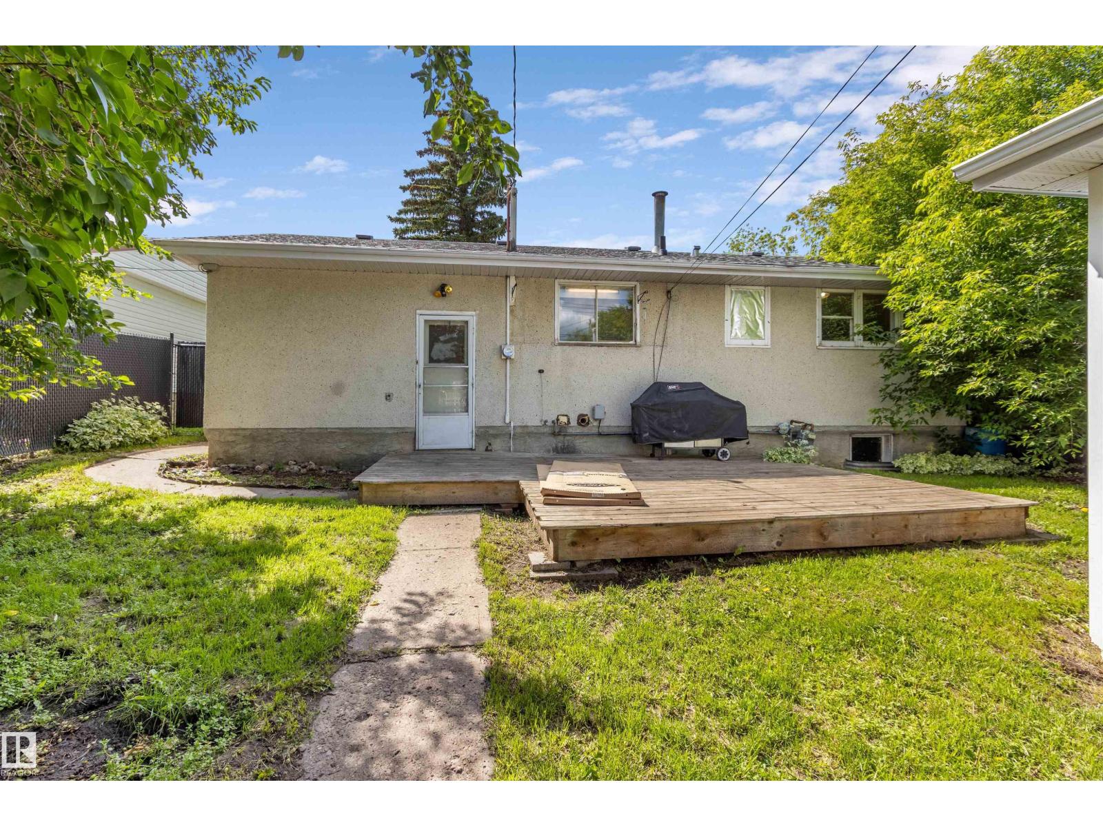 5013 46 St, Drayton Valley, Alberta T7A 1C6 - Photo 3 - E4498866