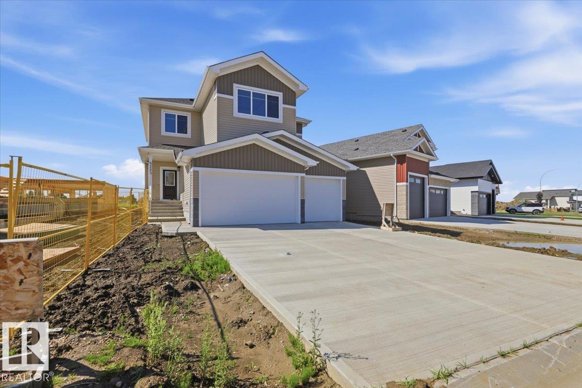5221 47 Ave, Calmar, Alberta T0C 0V0 - Photo 3 - E4499007