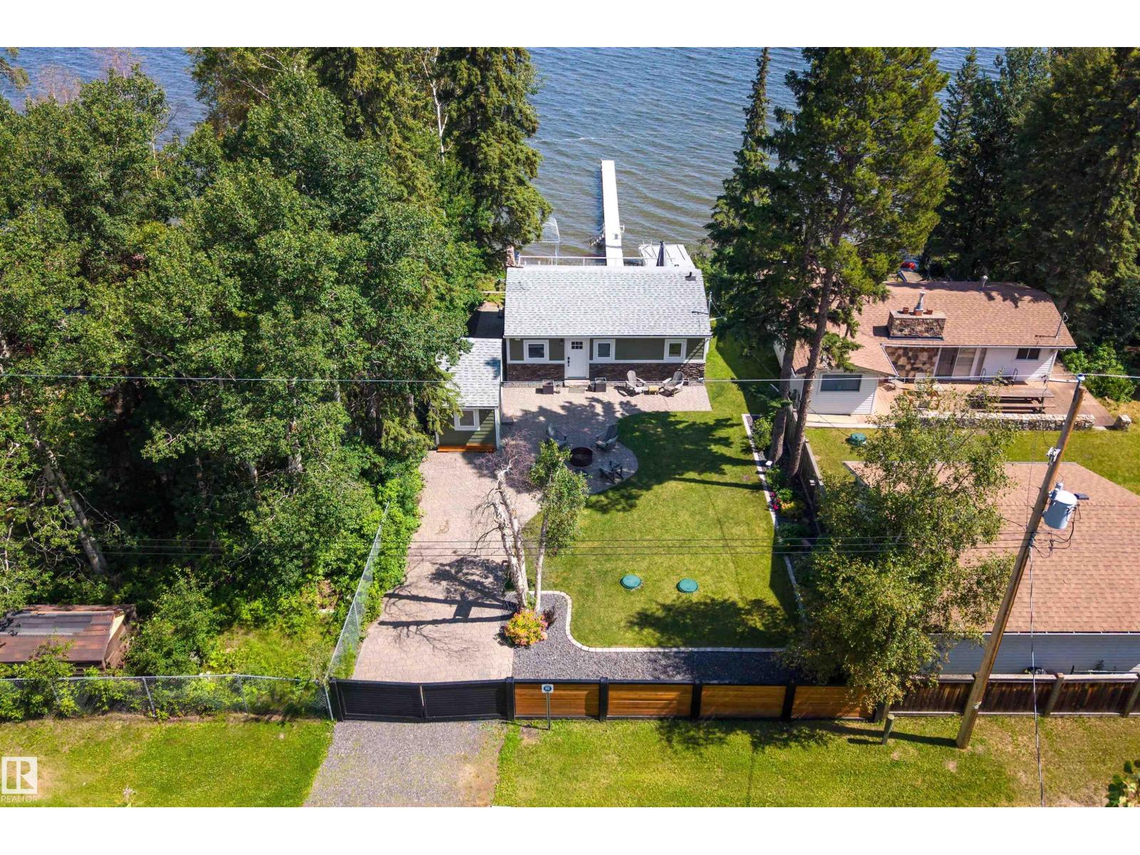 80 Crystal Springs Dr, Rural Wetaskiwin County, Alberta  T0C 1H0 - Photo 2 - E4499075