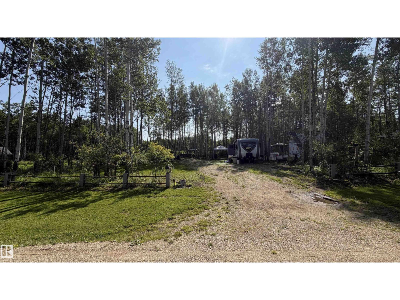 37 Aspen Road, Rural Lac Ste. Anne County, Alberta T0E 0L0 - Photo 4 - E4499429