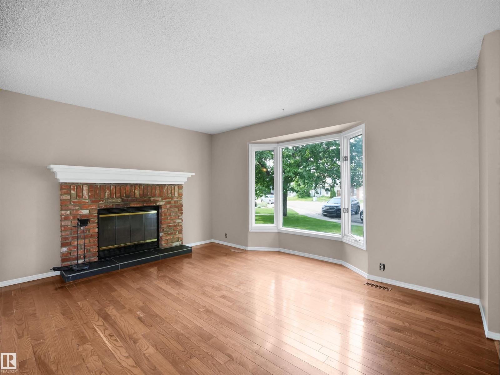3509 43A AV NW, Edmonton, Alberta