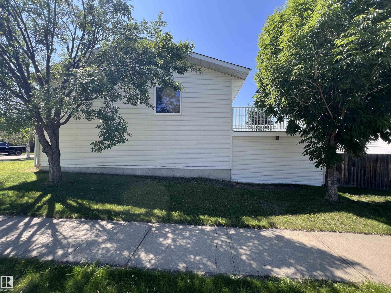 4602 52 Av, Bentley, Alberta T0C 0J0 - Photo 4 - E4499595