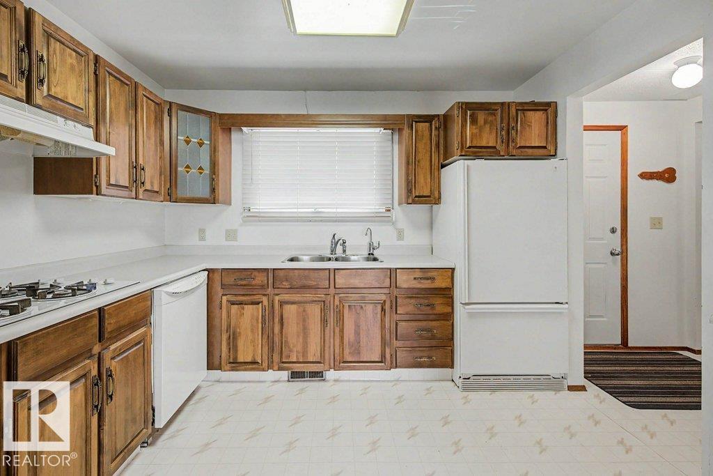 5807 51 Av, Rural Lac Ste. Anne County, Alberta T0E 0A0 - Photo 11 - E4499906