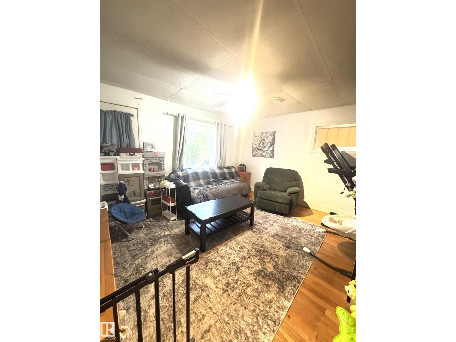 5019 48 Av, Onoway, Alberta  T0E 1V0 - Photo 17 - E4500064