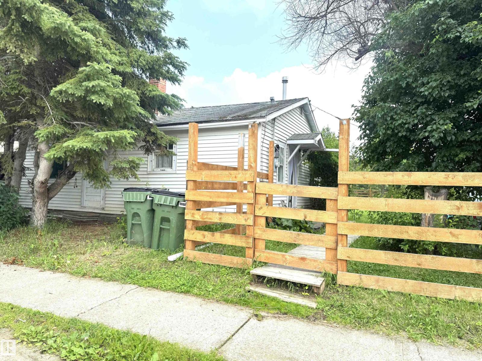 5019 48 Av, Onoway, Alberta  T0E 1V0 - Photo 3 - E4500064