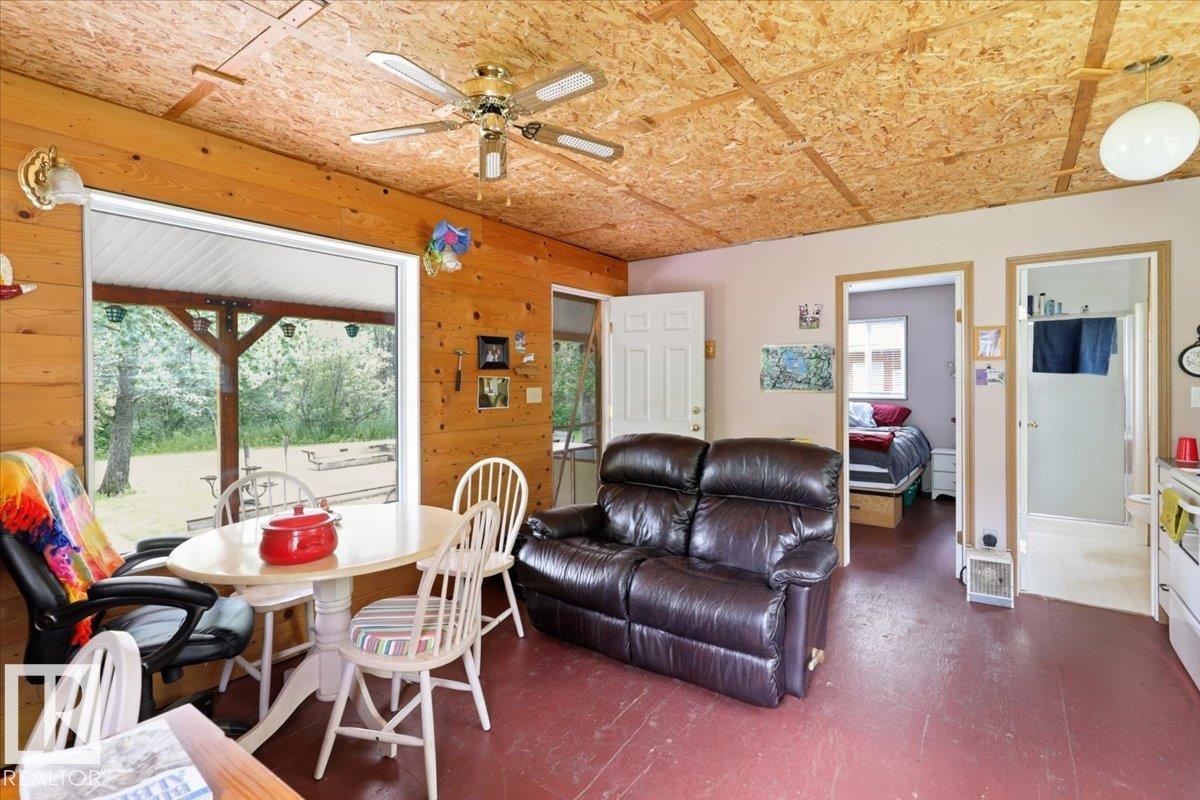 1301 Glen Haven Cr, Rural Wetaskiwin County, Alberta T0C 2C0 - Photo 4 - E4500157