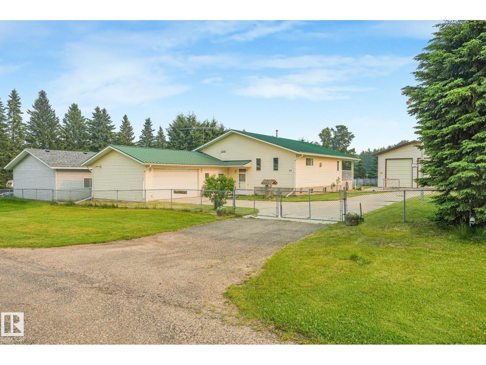 54 Buskmose Dr, Rural Wetaskiwin County, Alberta T0C 2V0 - Photo 2 - E4500810