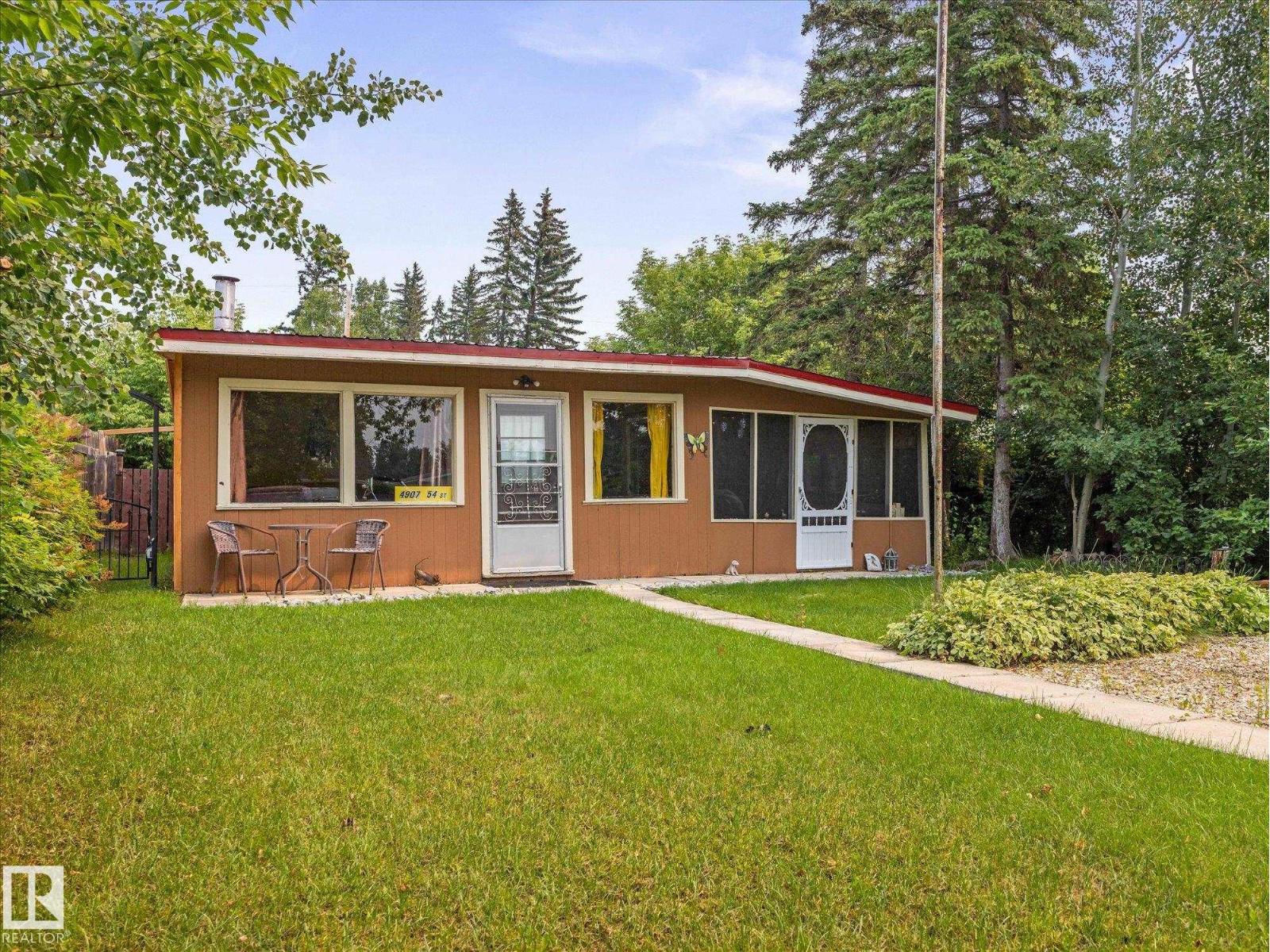 4907 54 St, Rural Lac Ste. Anne County, Alberta  T0E 0A0 - Photo 1 - E4500863