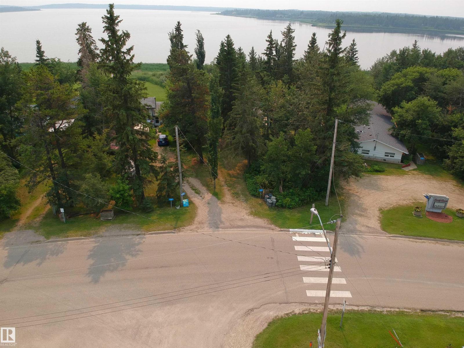 61 Lakeshore Dr, Rural Lac Ste. Anne County, Alberta  T0E 1V0 - Photo 40 - E4500928