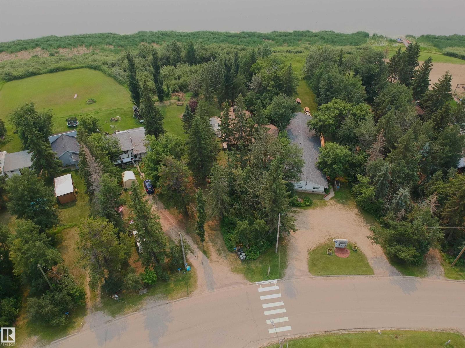 61 Lakeshore Dr, Rural Lac Ste. Anne County, Alberta  T0E 1V0 - Photo 41 - E4500928