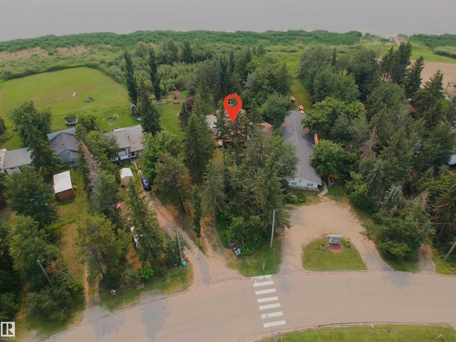 61 Lakeshore Dr, Rural Lac Ste. Anne County, Alberta  T0E 1V0 - Photo 45 - E4500928