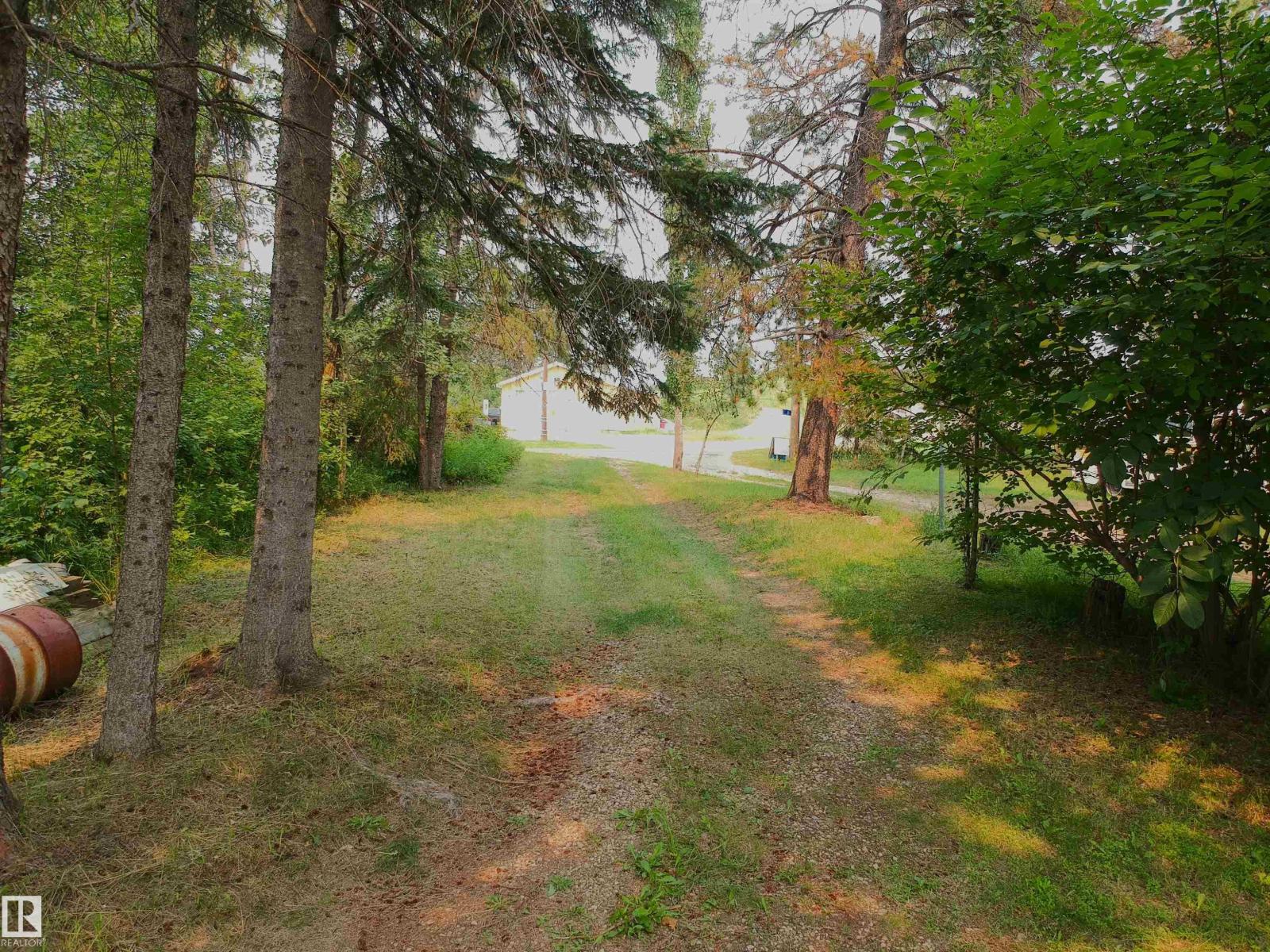 61 Lakeshore Dr, Rural Lac Ste. Anne County, Alberta  T0E 1V0 - Photo 70 - E4500928