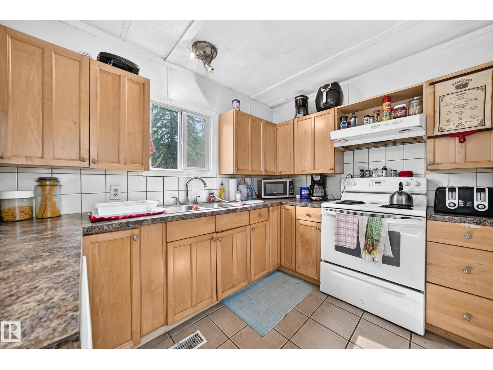 57306 Old Barrhead Hi, Rural Lac Ste. Anne County, Alberta  T0E 1A0 - Photo 16 - E4500959