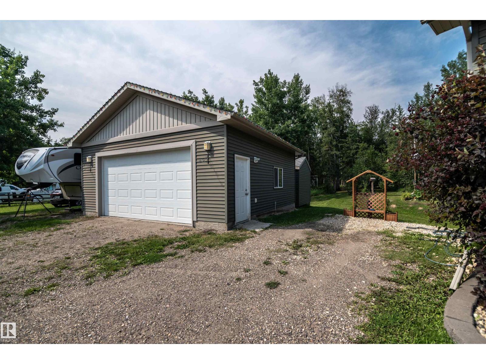 #200 55108 Rge Road 15, Rural Lac Ste. Anne County, Alberta  T0E 1V0 - Photo 20 - E4501197