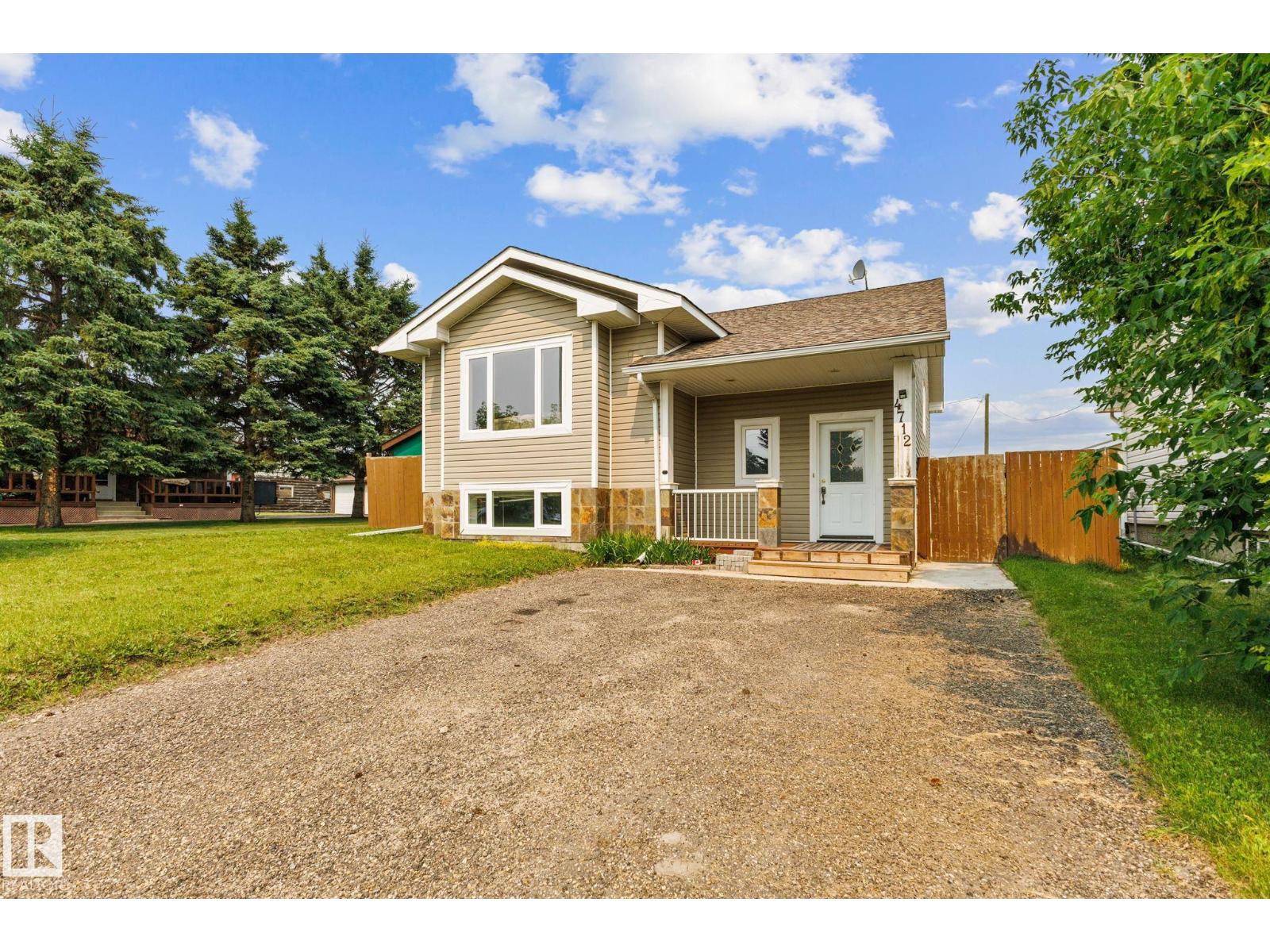4712 48 St, Onoway, Alberta  T0E 1V0 - Photo 2 - E4501633