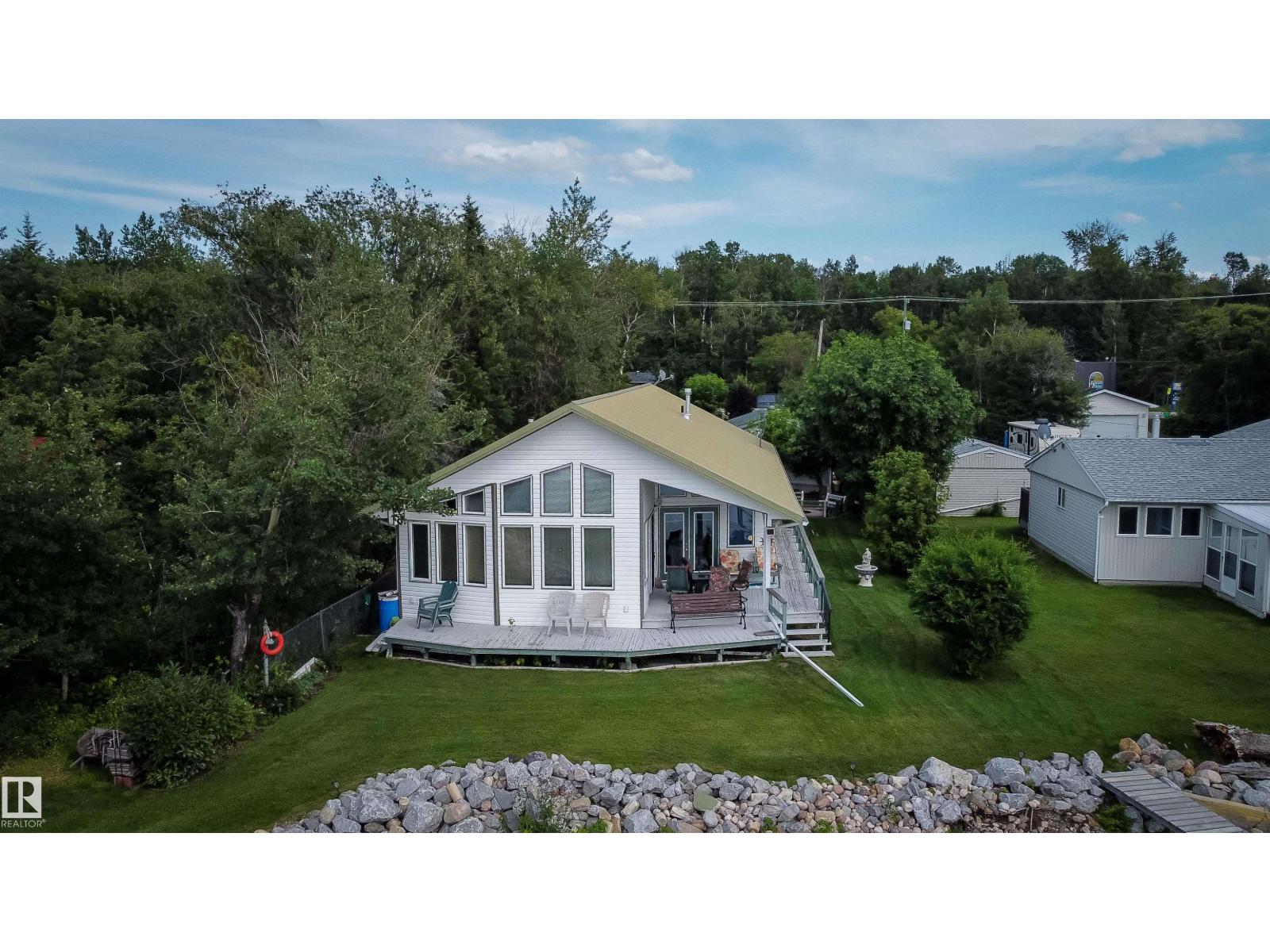 4740 Sunset Dr, Rural Lac Ste. Anne County, Alberta T0E 0A0 - Photo 12 - E4501652