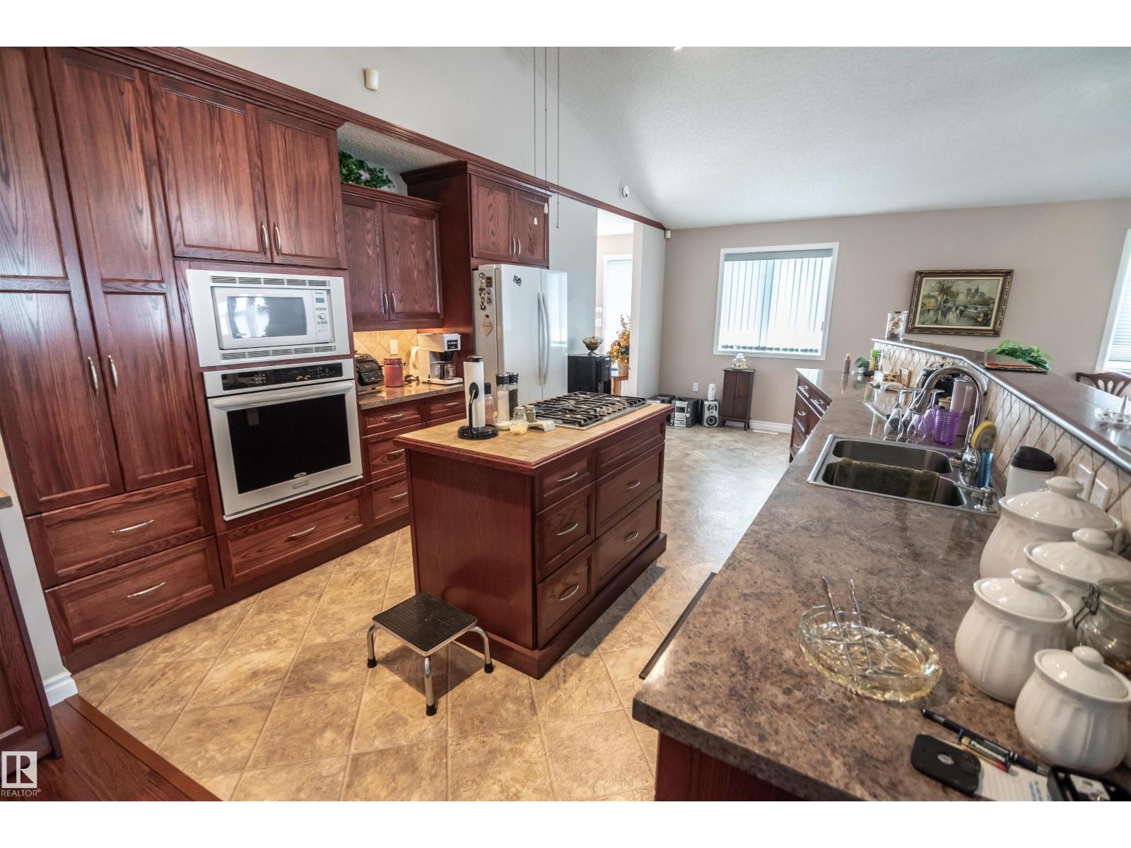 4740 Sunset Dr, Rural Lac Ste. Anne County, Alberta T0E 0A0 - Photo 29 - E4501652