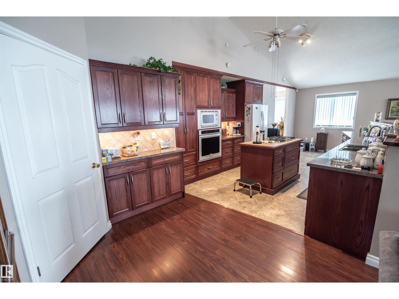 4740 Sunset Dr, Rural Lac Ste. Anne County, Alberta T0E 0A0 - Photo 30 - E4501652