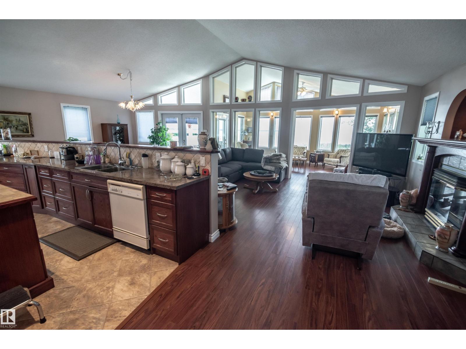 4740 Sunset Dr, Rural Lac Ste. Anne County, Alberta T0E 0A0 - Photo 31 - E4501652