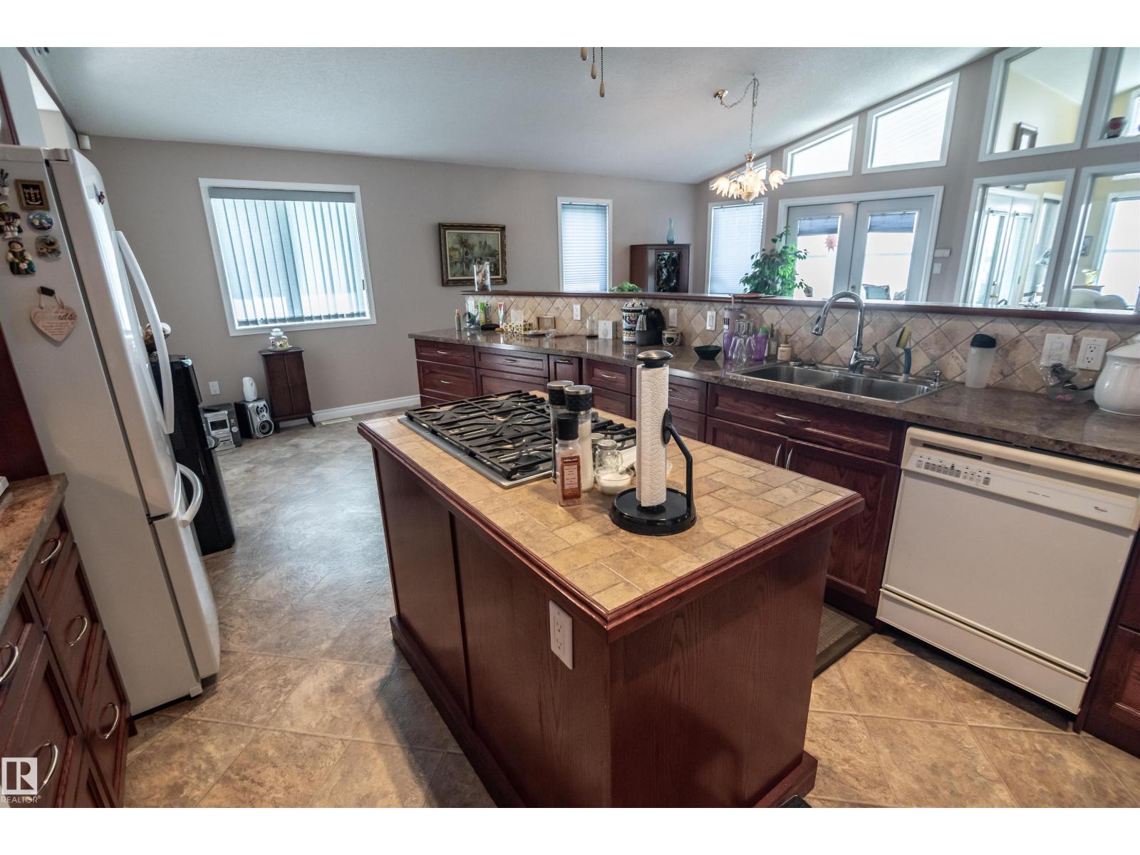 4740 Sunset Dr, Rural Lac Ste. Anne County, Alberta T0E 0A0 - Photo 32 - E4501652