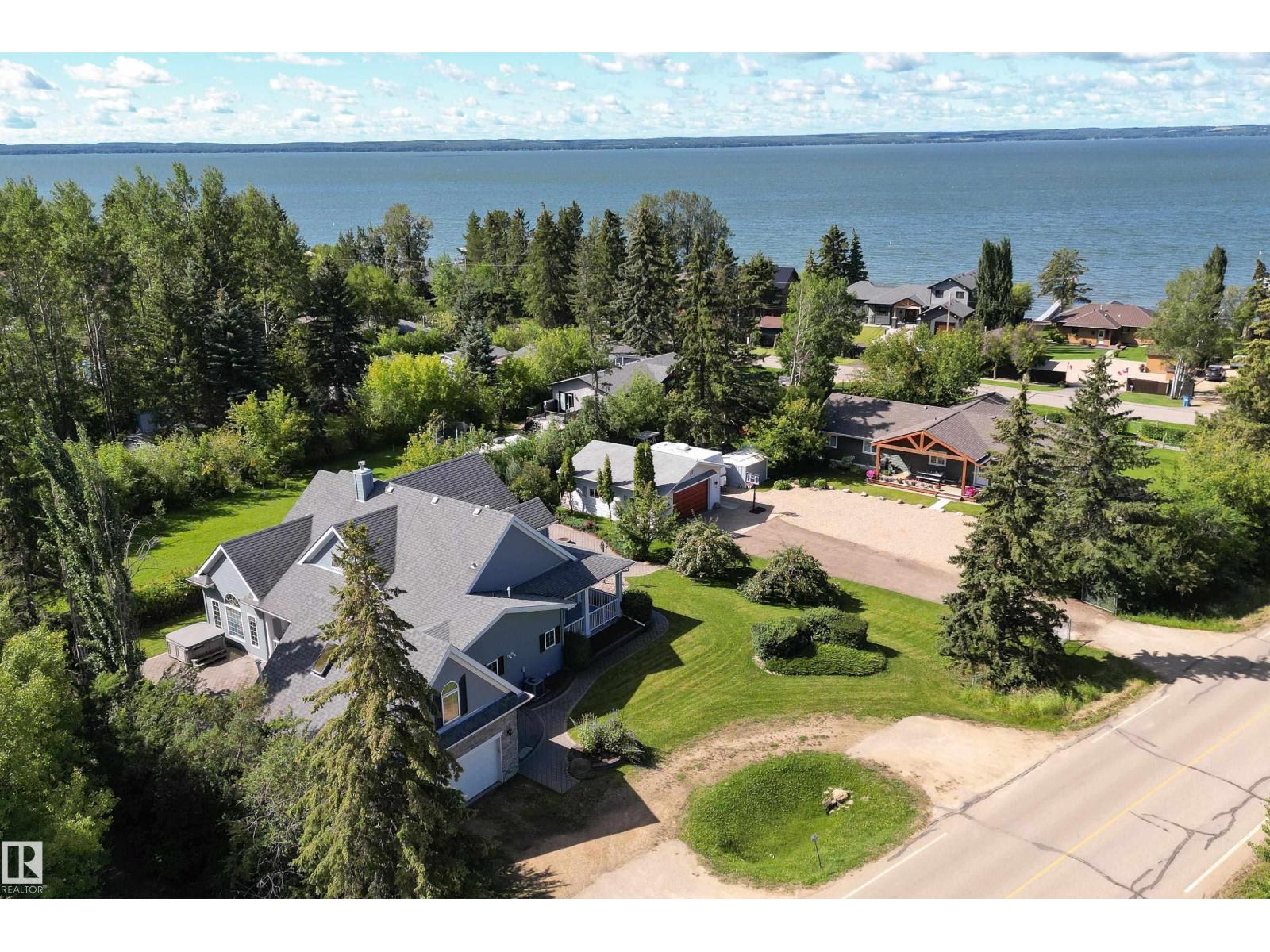 2a Silver Beach Rd, Rural Wetaskiwin County, Alberta  T0C 2V0 - Photo 3 - E4502381