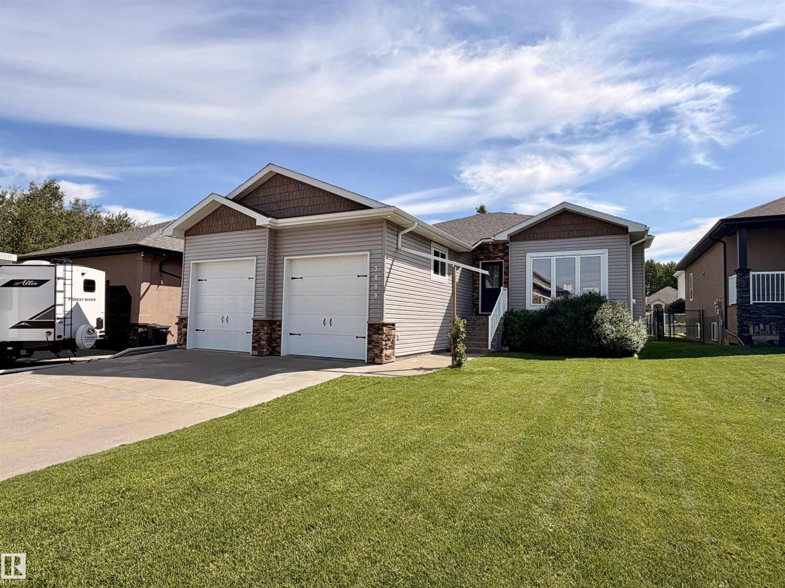 3809 52 Av, Drayton Valley, Alberta T7A 1T7 - Photo 1 - E4502404