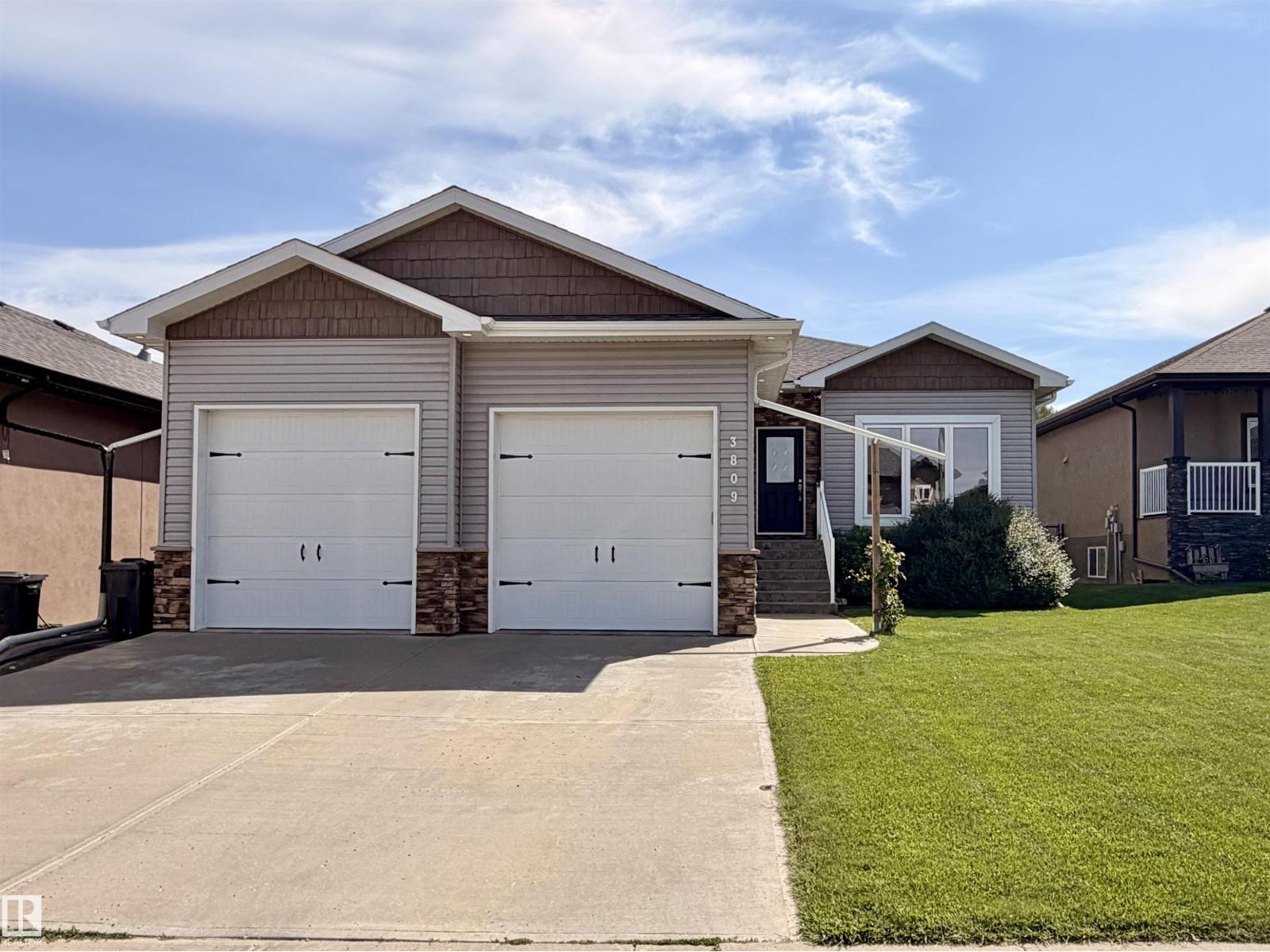 3809 52 Av, Drayton Valley, Alberta T7A 1T7 - Photo 2 - E4502404