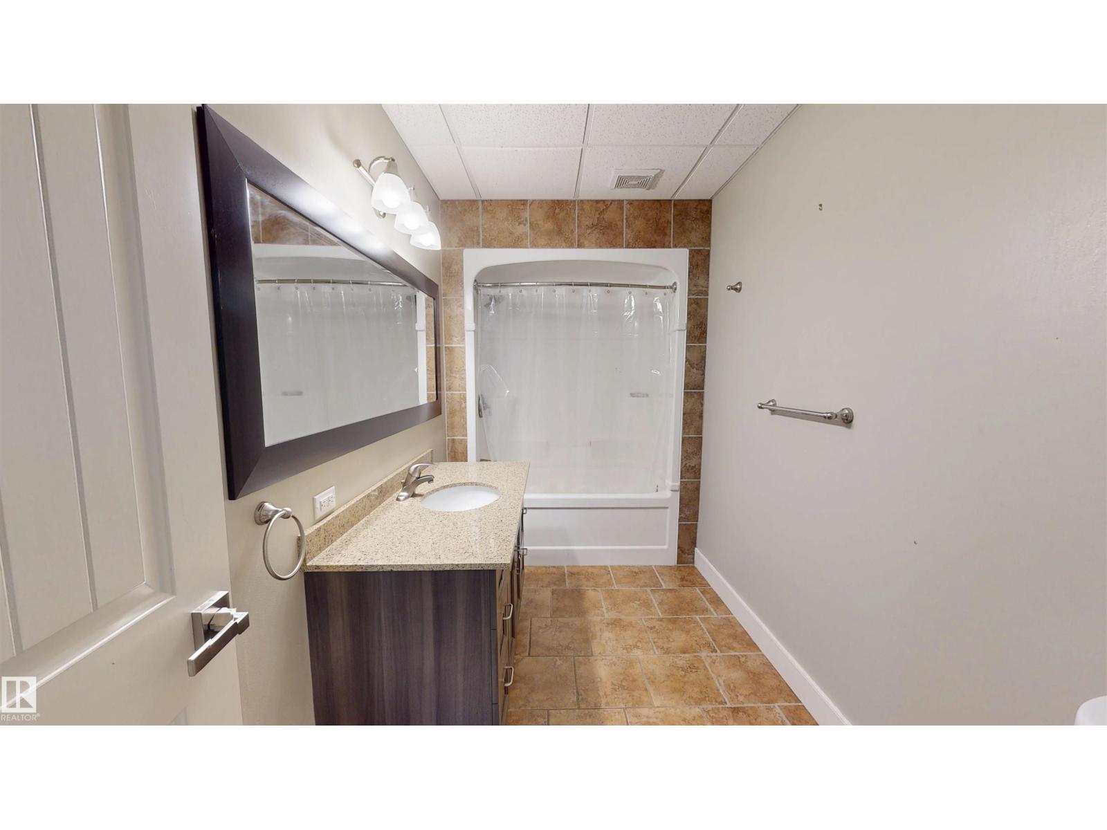 3809 52 Av, Drayton Valley, Alberta T7A 1T7 - Photo 40 - E4502404