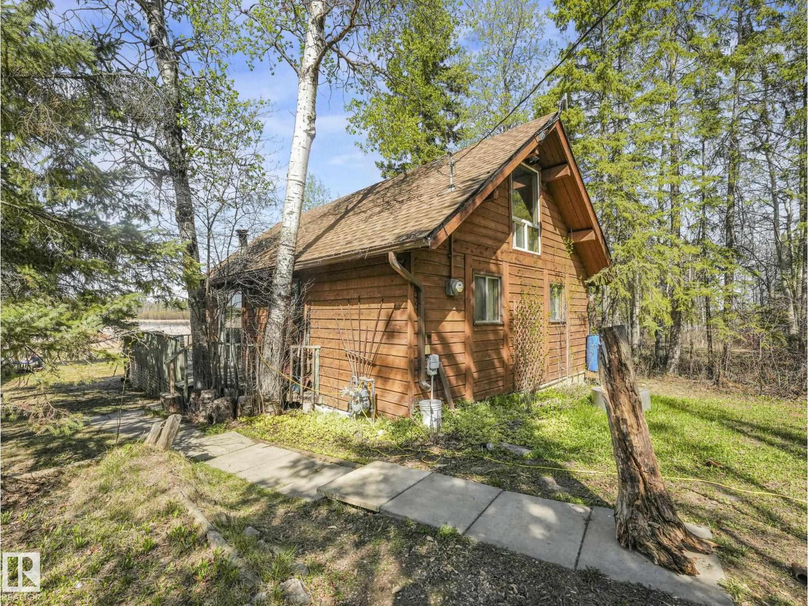 722 Blue Heron Dr, Rural Lac Ste. Anne County, Alberta T0E 1V0 - Photo 1 - E4502794