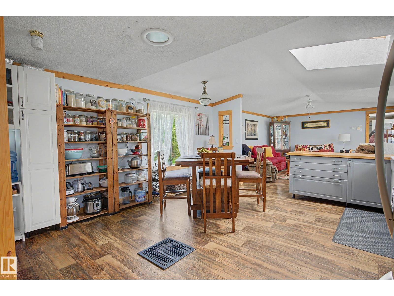 3025a Twp Road 562, Rural Lac Ste. Anne County, Alberta T0E 1A0 - Photo 5 - E4502912