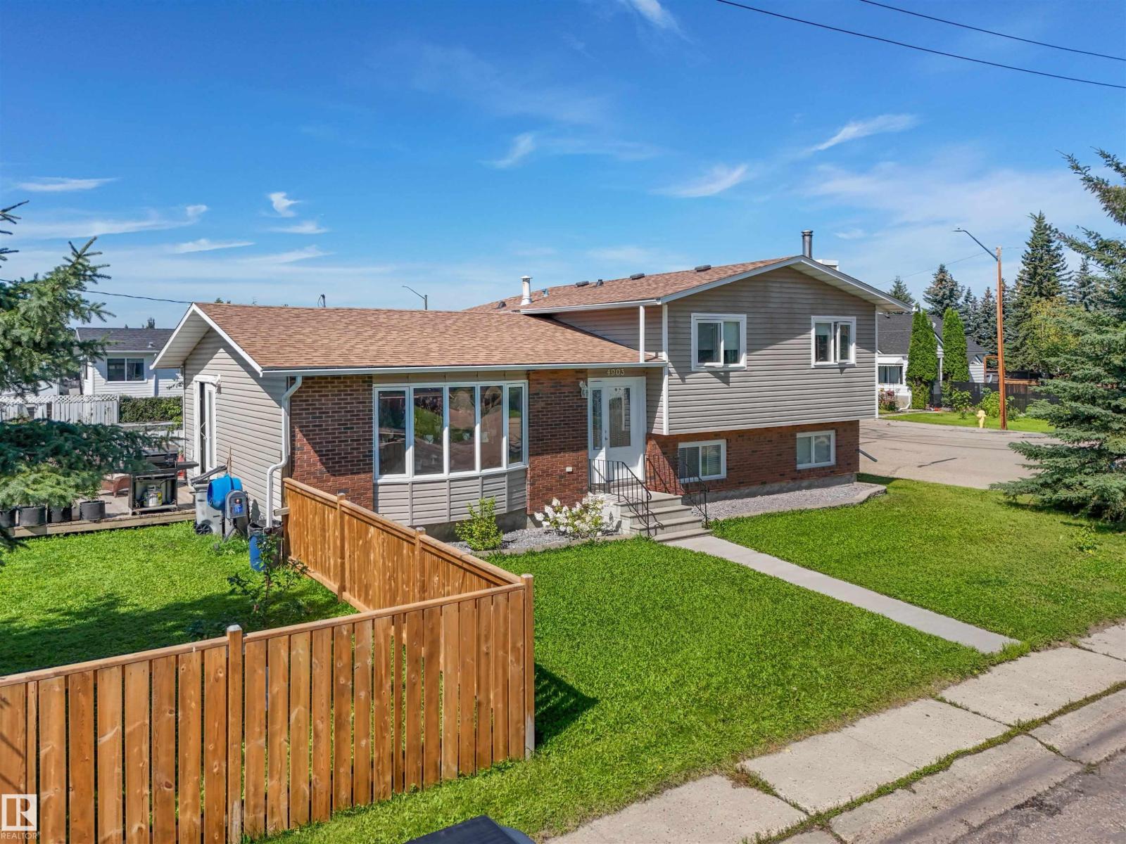 4903 52 Avenue, Evansburg, Alberta  T0E 0T0 - Photo 3 - E4502926