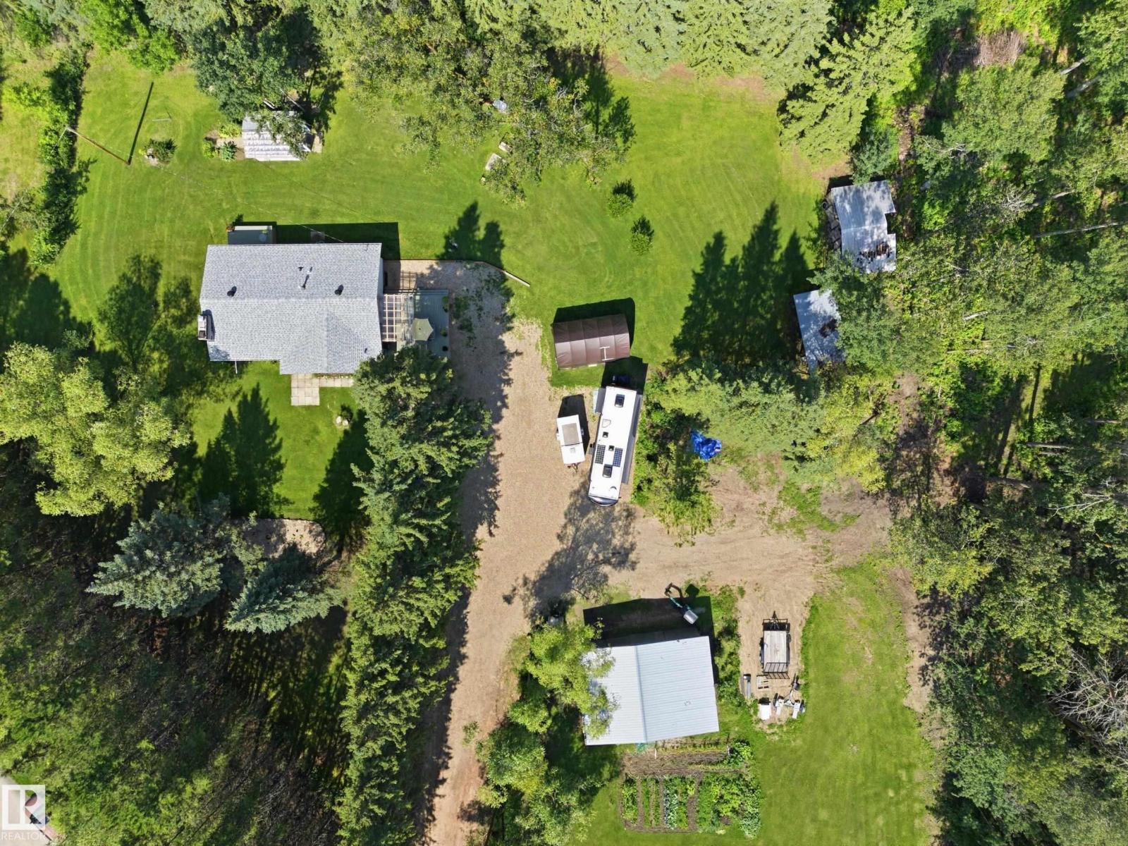 #60 2304 Twp Road 522, Rural Parkland County, Alberta T0E 0H0 - Photo 2 - E4502981