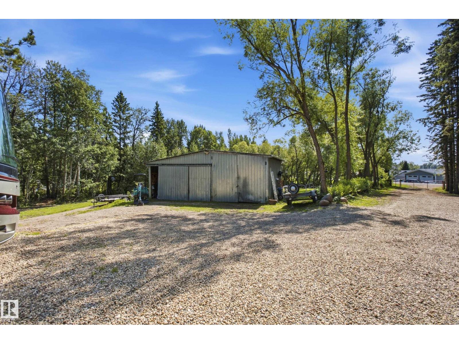 #60 2304 Twp Road 522, Rural Parkland County, Alberta T0E 0H0 - Photo 36 - E4502981