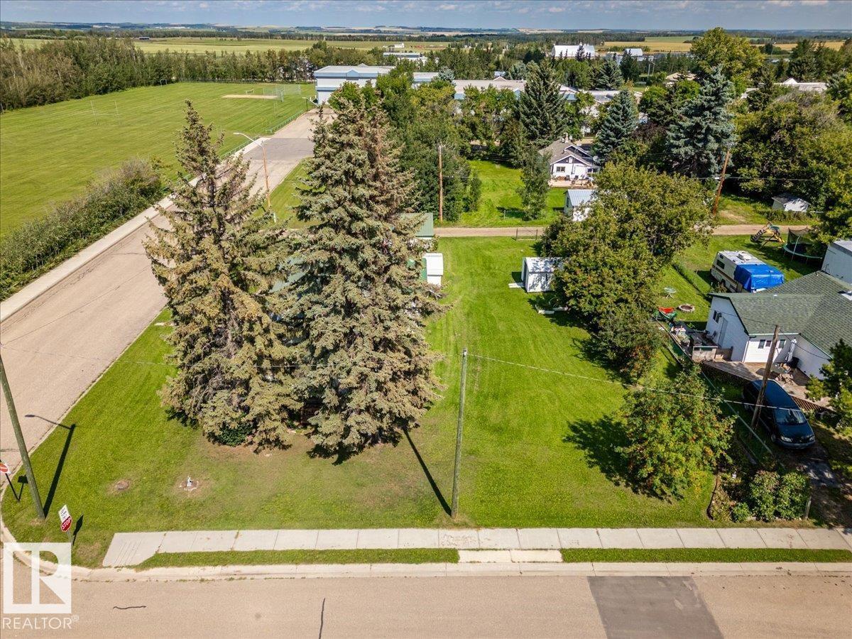 5032 & 5036 53 Ave, Warburg, Alberta  T0C 2T0 - Photo 31 - E4504131