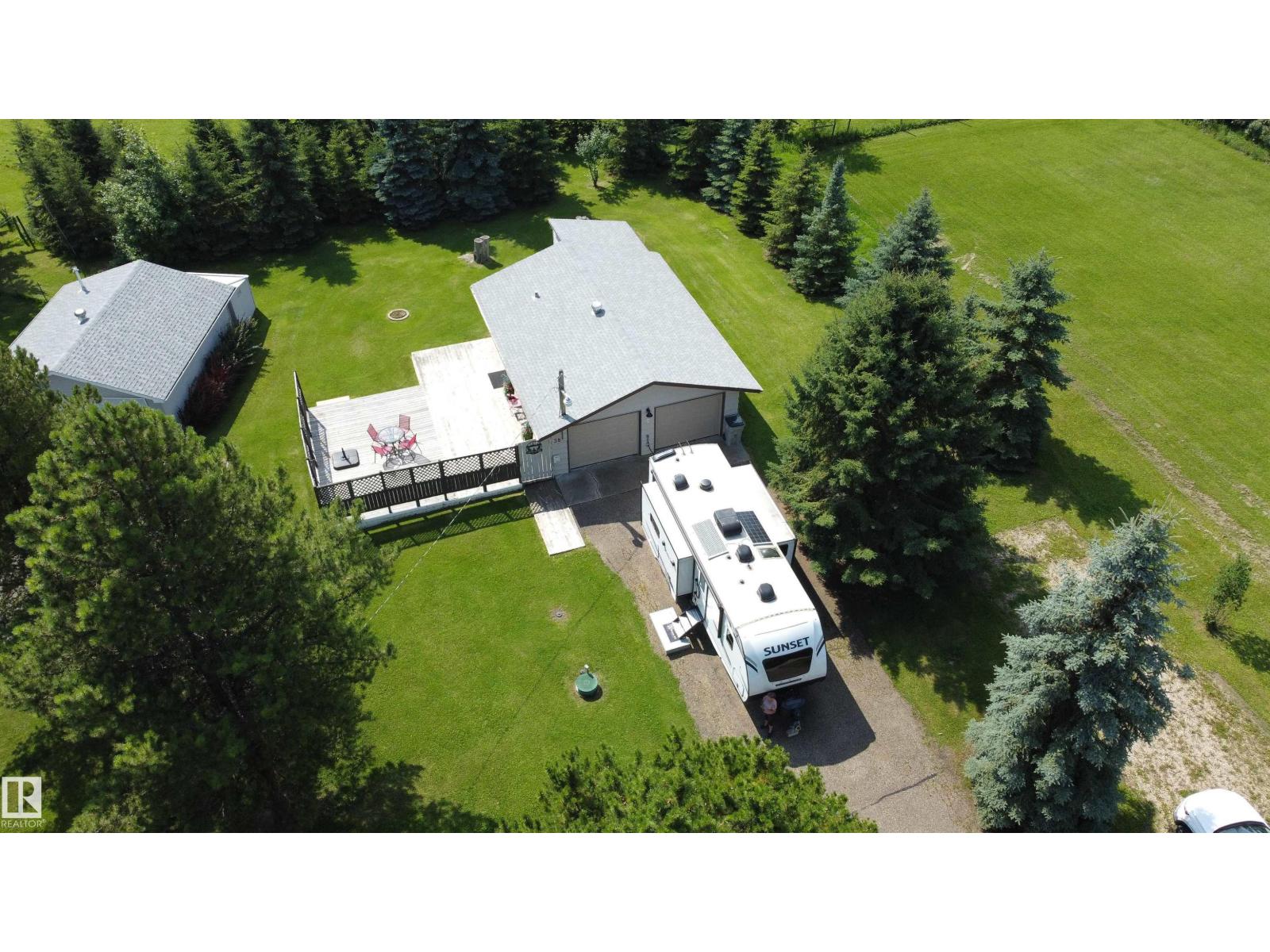 38 Lakeshore Dr, Rural Wetaskiwin County, Alberta  T0C 2V0 - Photo 10 - E4504436